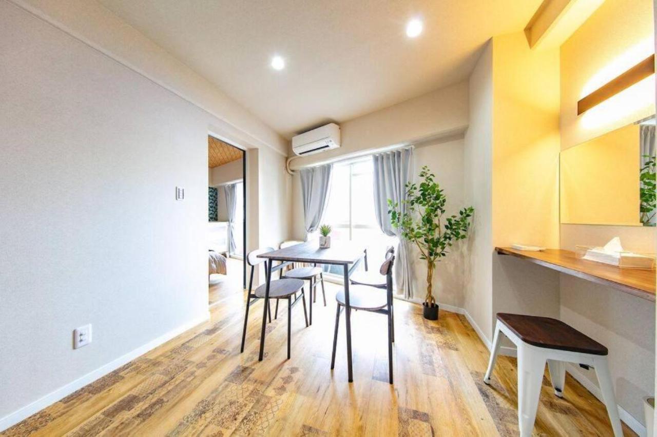 Ferienwohnung Early Arc Ōsaka Exterior foto
